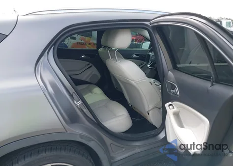 2015 Mercedes-Benz Gla 250 из США, поврежденный, VIN WDCTG4EB8FJ180142